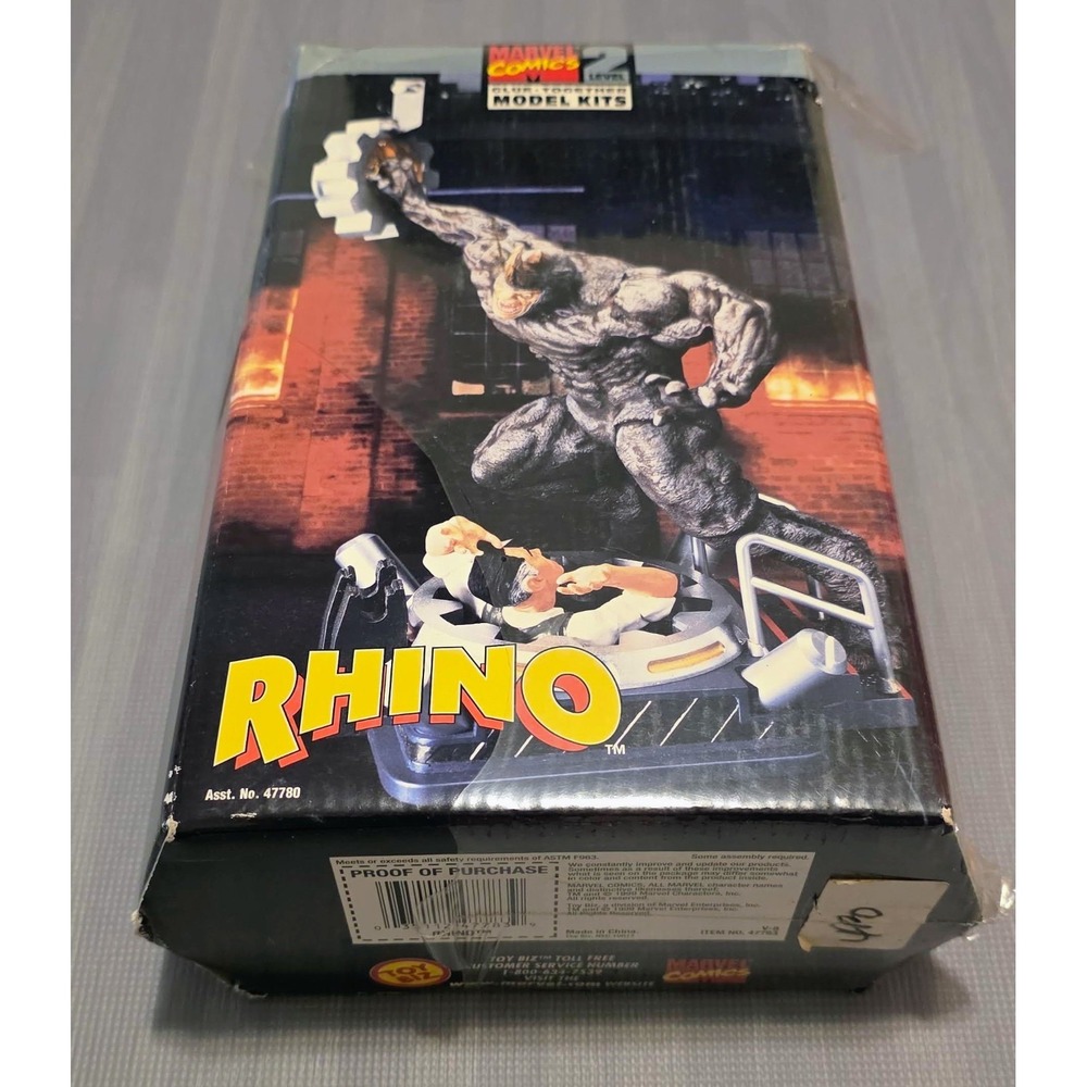 TOY BIZ  MARVEL COMICS RHINO   47783 LEVEL 2 NEW